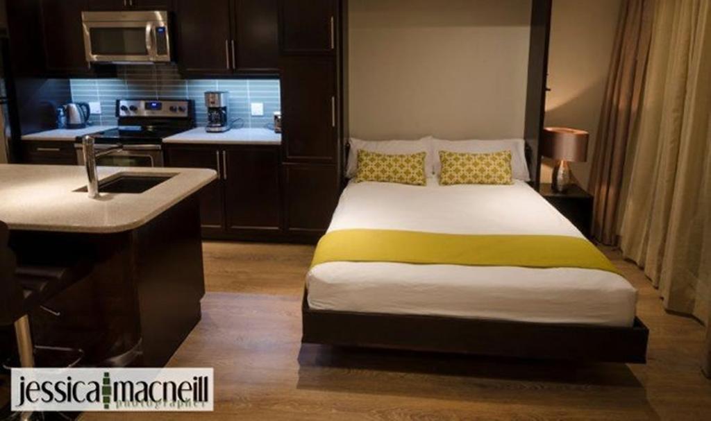 נורת' רוסטיקו Around The Sea - Cana Da'S Rotating House, Suites & Tours חדר תמונה
